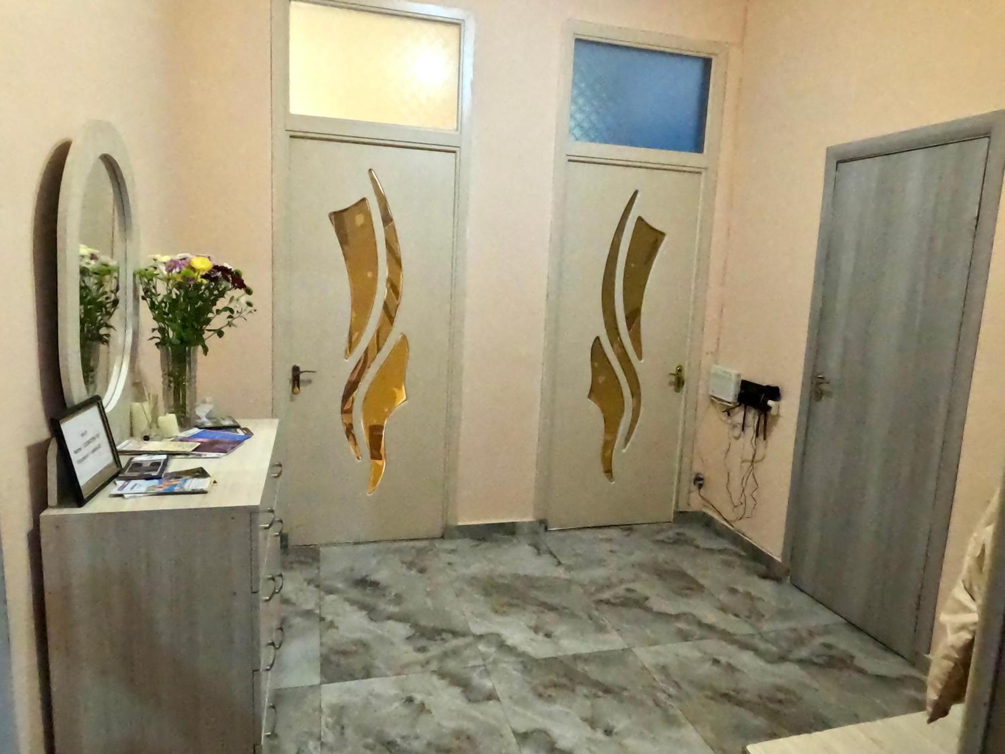 Karson Guest House And Tours เยเรวาน ภายนอก รูปภาพ