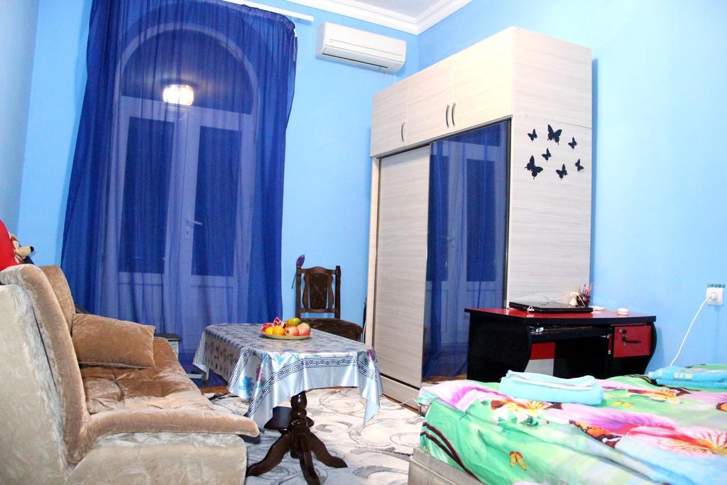 Karson Guest House And Tours เยเรวาน ภายนอก รูปภาพ